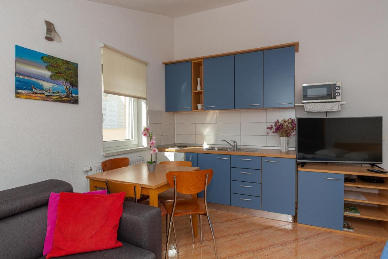 Apartments Dalmata Биоград на Мору Екстериор снимка